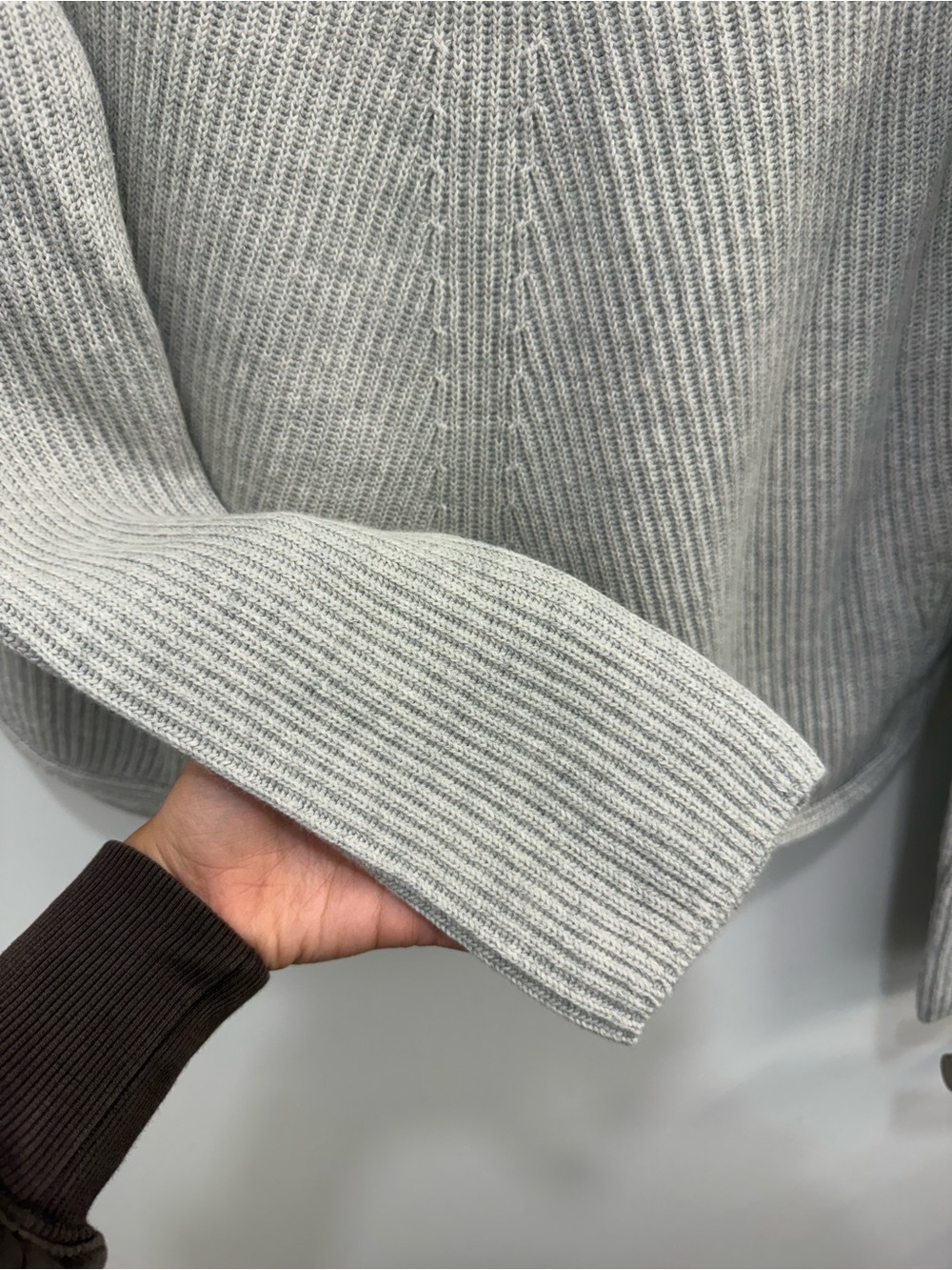 Aritzia Babaton Chalmers Sweater Mock-neck gray Size small soft wool linen blend - Picture 11 of 12